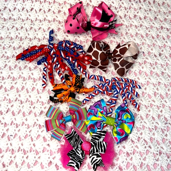 🚢 Set of 8 hand made Hair bows - Picture 1 of 4